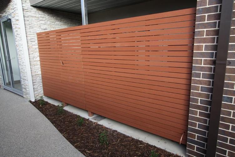 Using EnviroSlat Fencing to make a 2700mm x1800mm fence